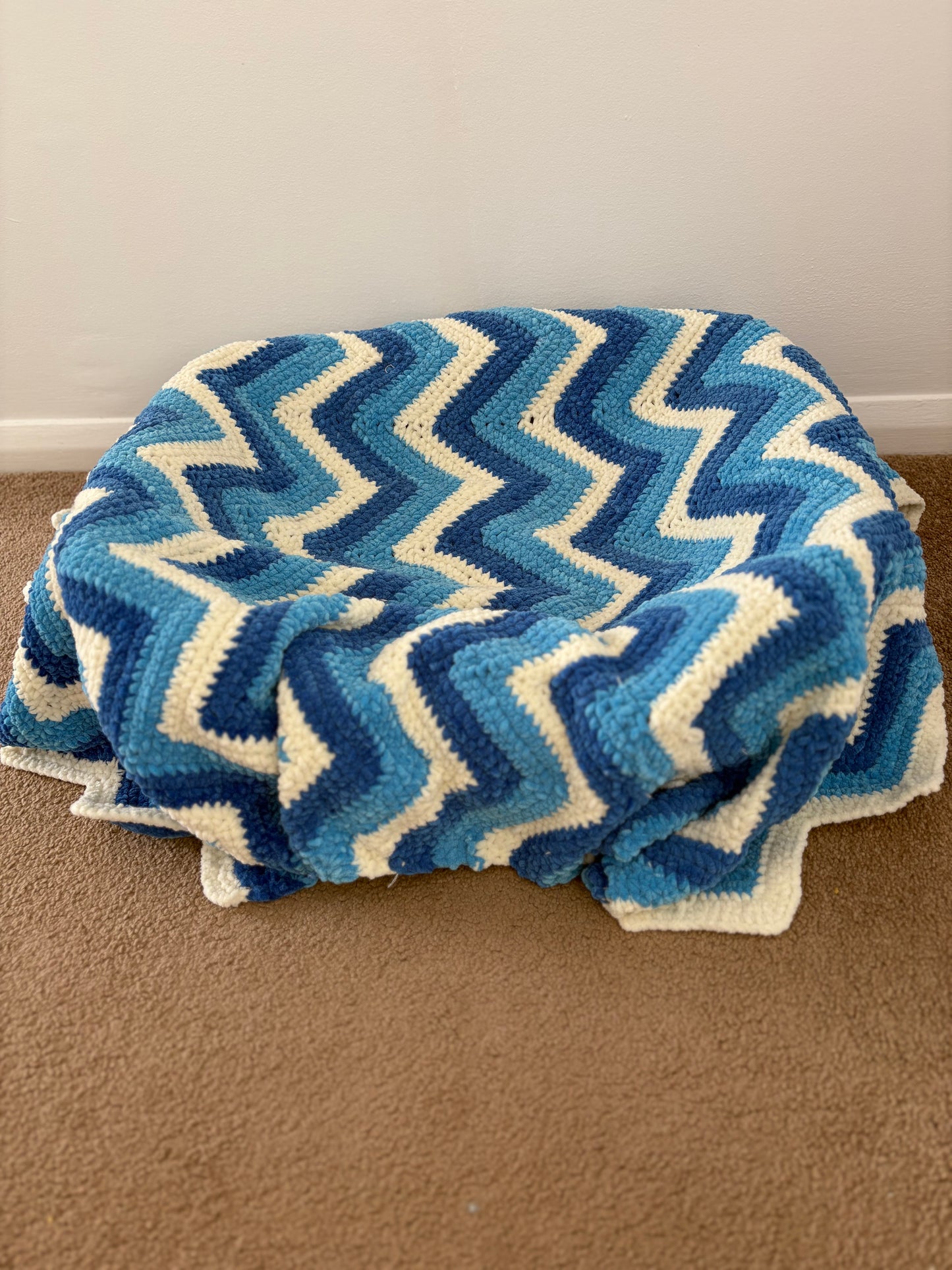 Zigzag pet blanket
