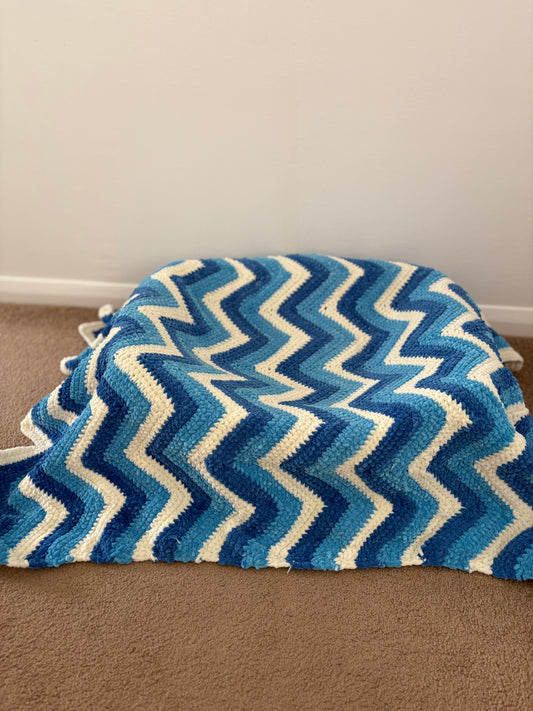 Zigzag pet blanket